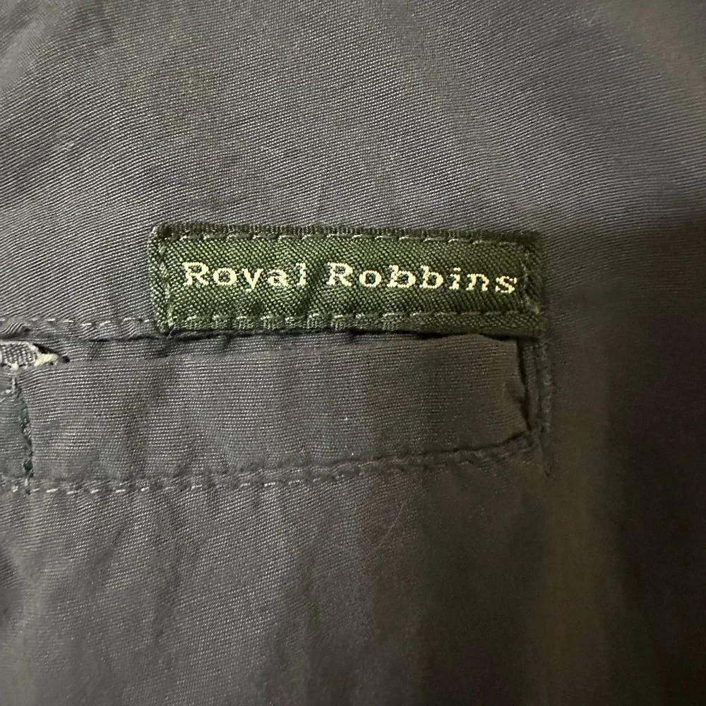Royal Robbins Mens Size 33 Shorts Navy Cargo - Picture 5 of 8